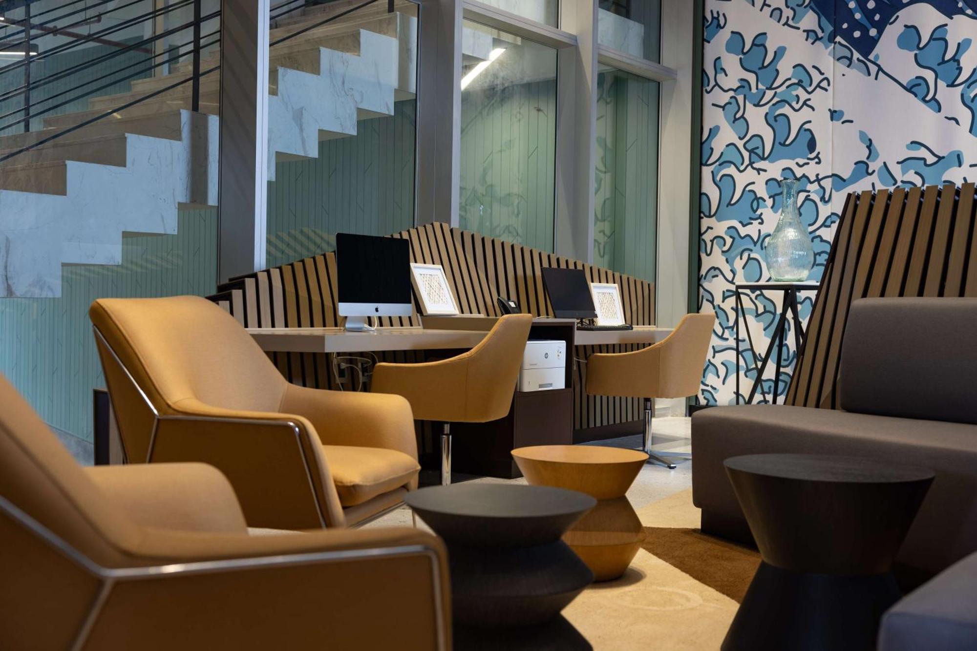 Hilton Garden Inn Lima Miraflores Exterior photo
