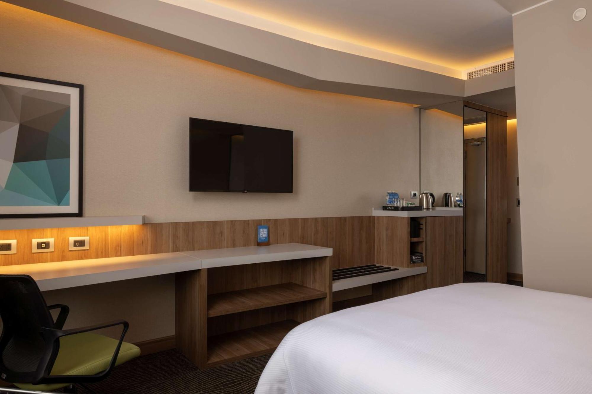 Hilton Garden Inn Lima Miraflores Exterior photo