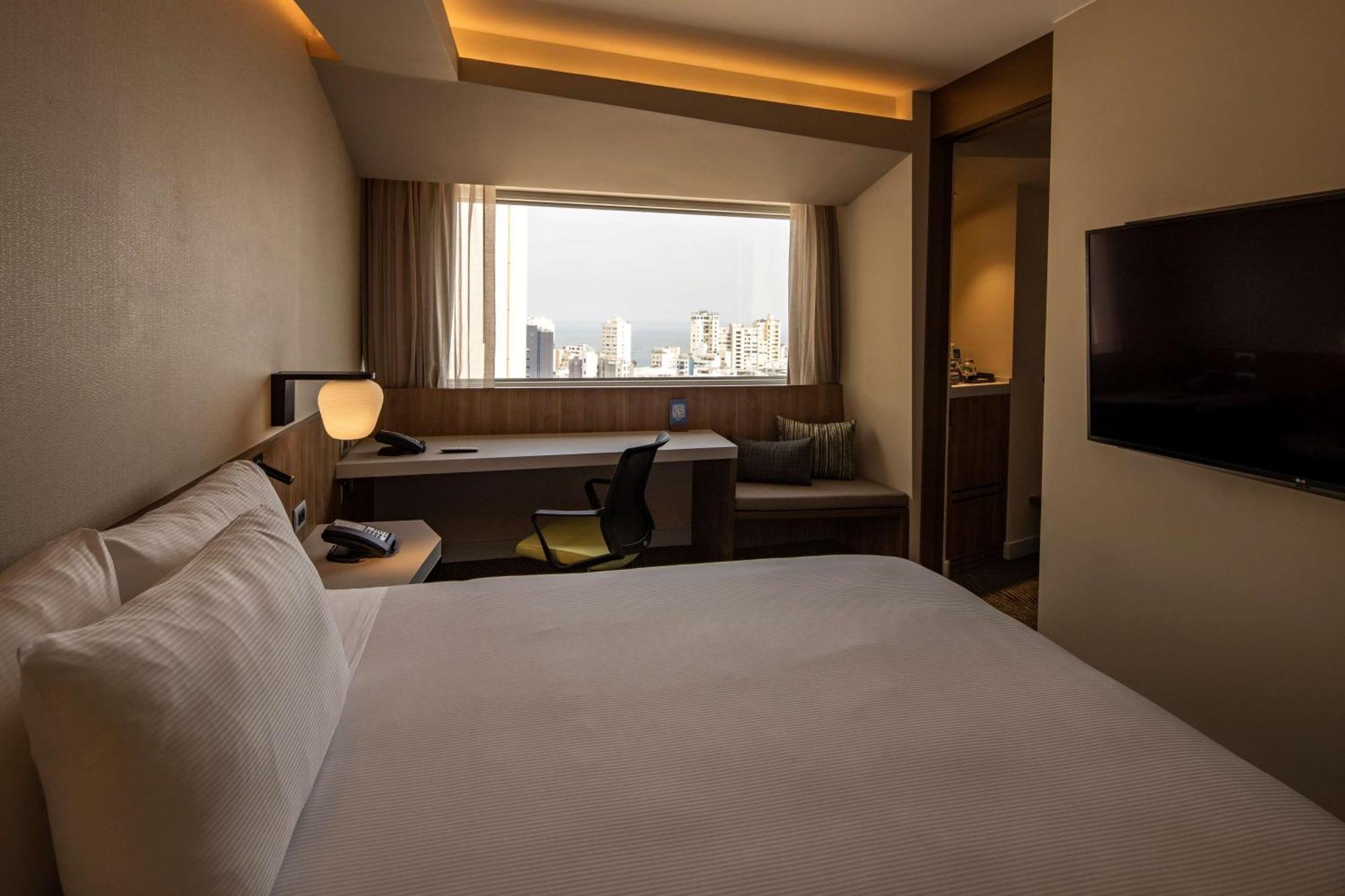 Hilton Garden Inn Lima Miraflores Exterior photo