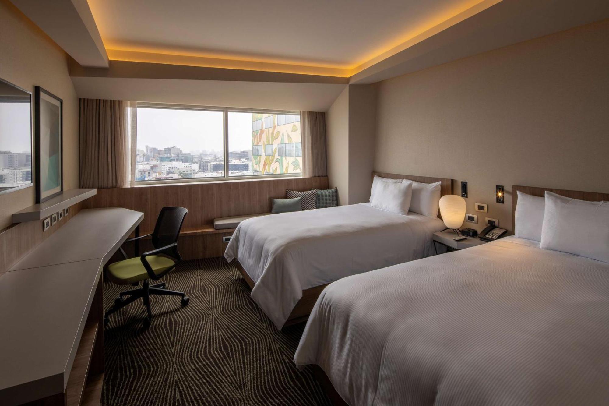Hilton Garden Inn Lima Miraflores Exterior photo