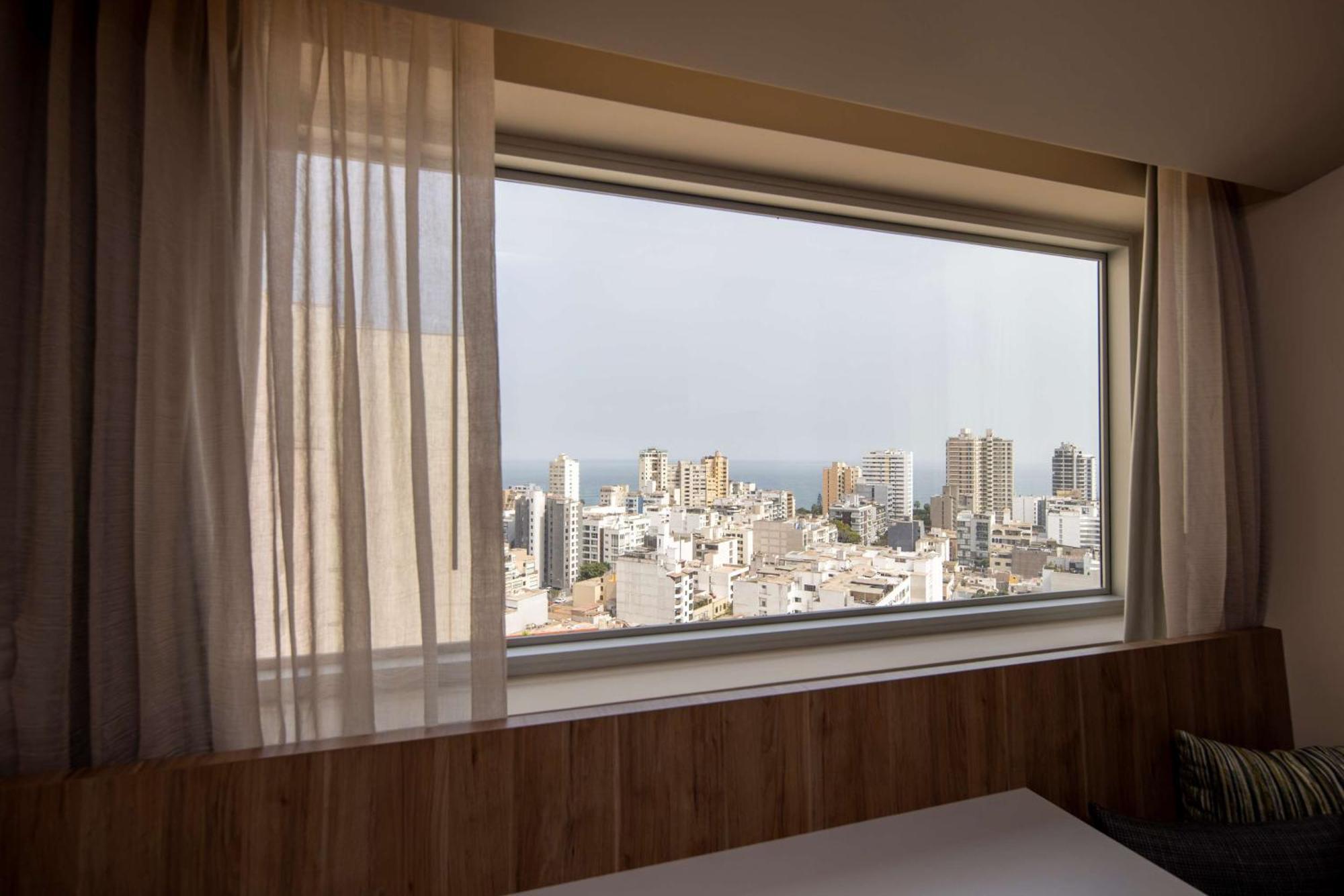 Hilton Garden Inn Lima Miraflores Exterior photo
