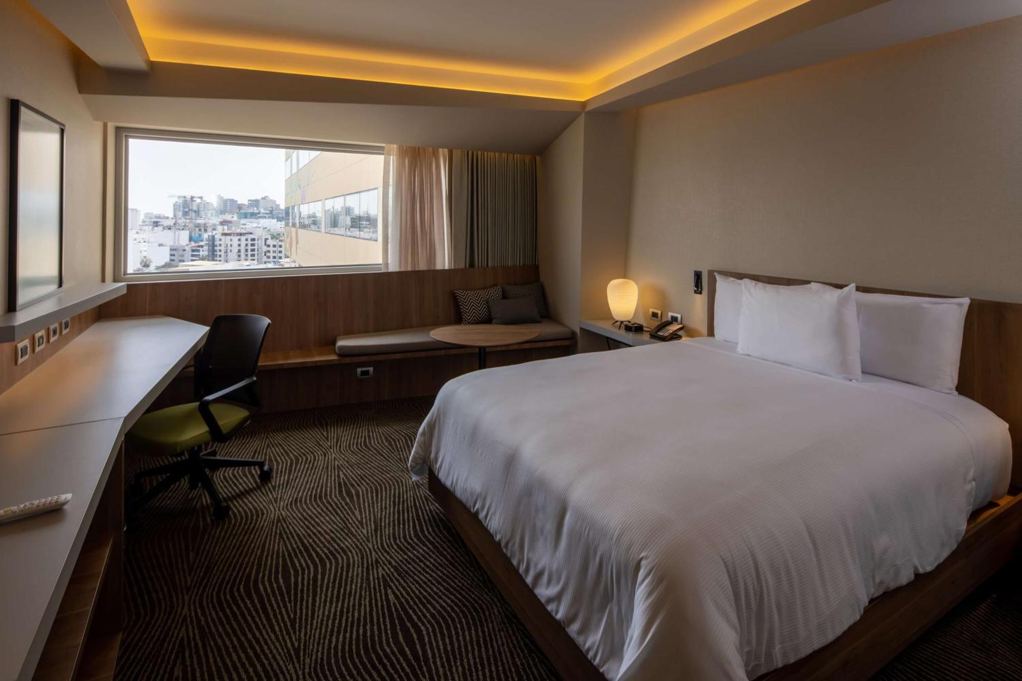 Hilton Garden Inn Lima Miraflores Exterior photo