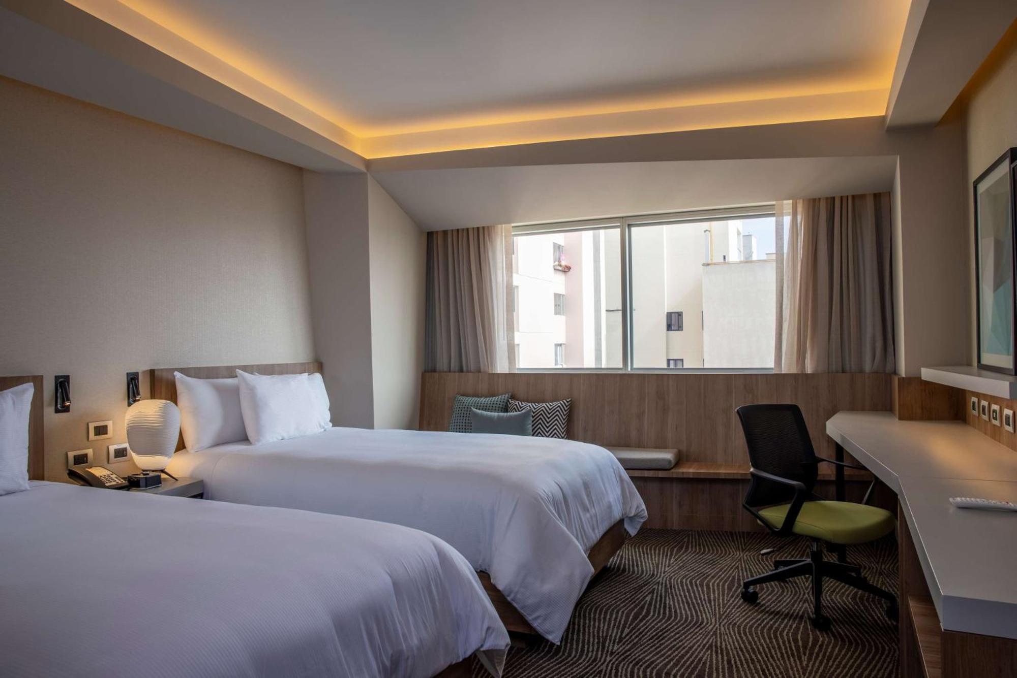 Hilton Garden Inn Lima Miraflores Exterior photo