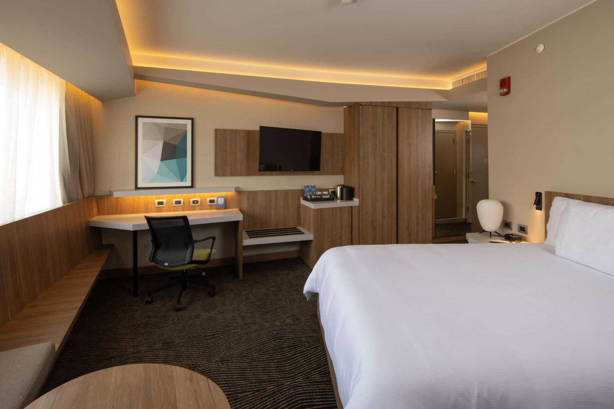 Hilton Garden Inn Lima Miraflores Exterior photo