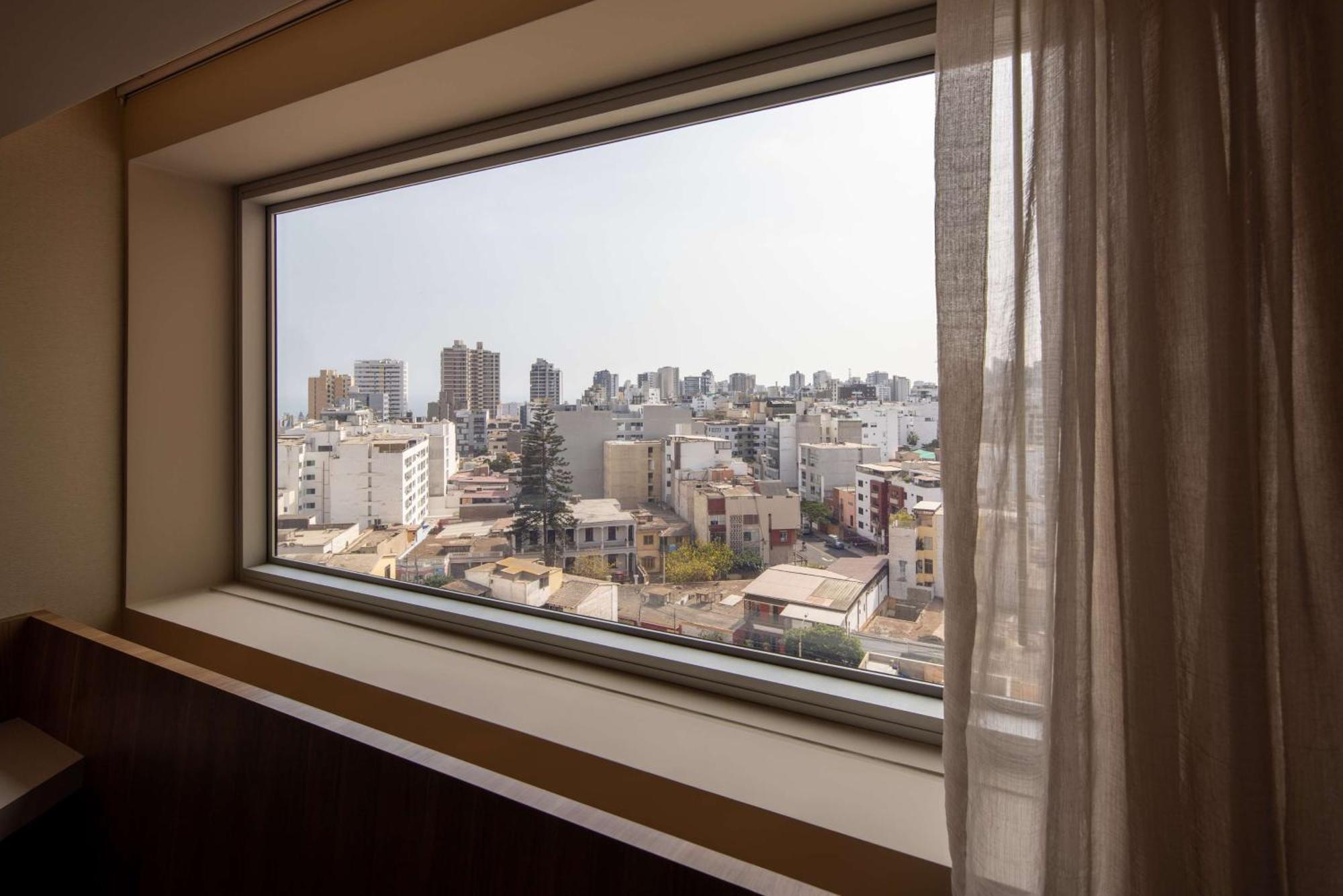 Hilton Garden Inn Lima Miraflores Exterior photo